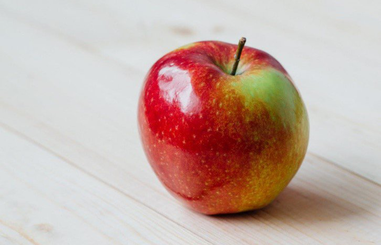 Warum ist die Schale eines Apfels manchmal fettig?